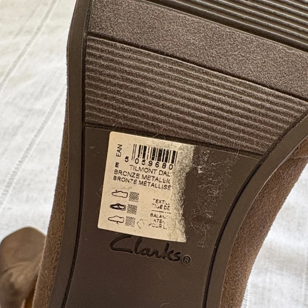 Clarks Tilmont Dalia Loafer in Bronze